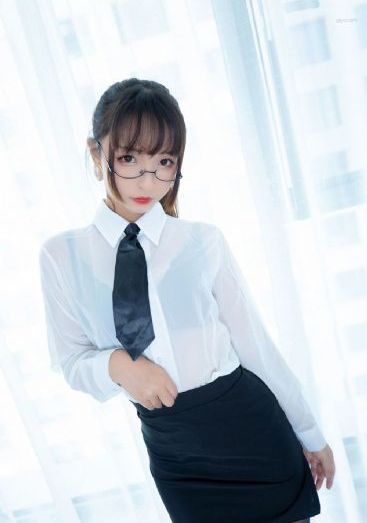 漂亮的秘书肉体bd_BD高清视频播放